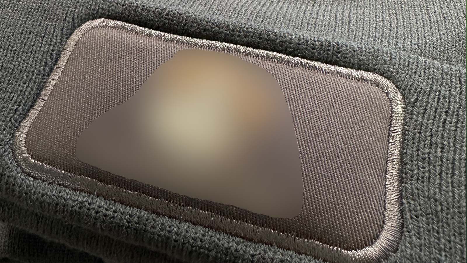 Weihnachtsspende 2025 – Mütze mit neuem Logo